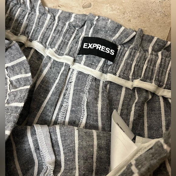 Express High Rise Striped Paperbag Waist Linen Shortie Shorts MEDIUM - Picture 9 of 13